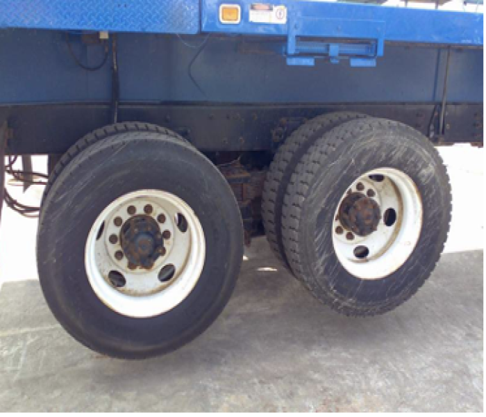 Mounted Truck Crane STERLING LT7501