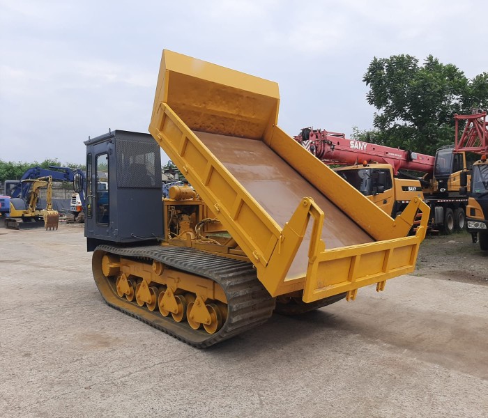 CRAWLER CARRIER MST 1100