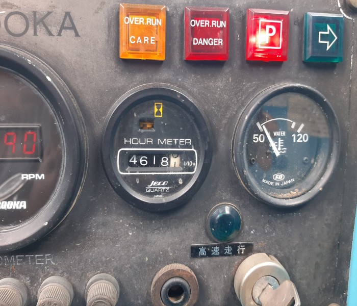 CRAWLER CARRIER MST 1100