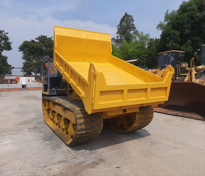 CRAWLER CARRIER MST 1500