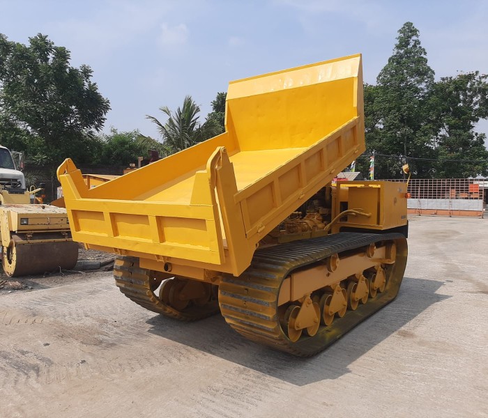 CRAWLER CARRIER MST 1500