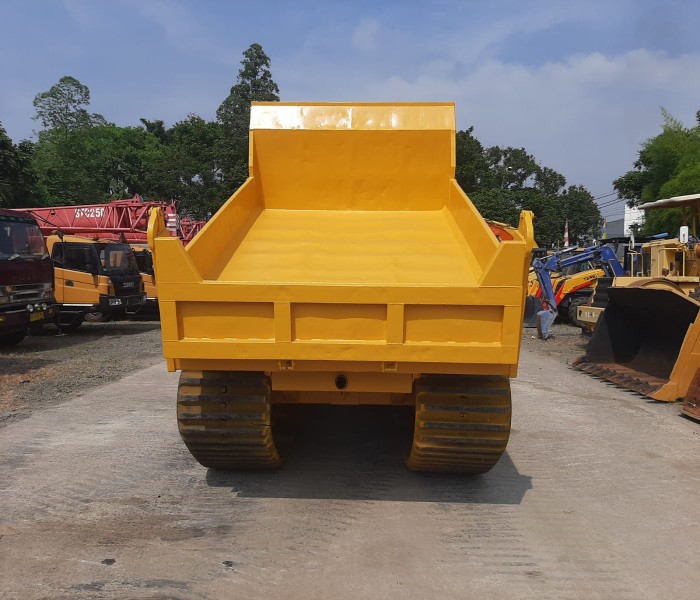 CRAWLER CARRIER MST 1500