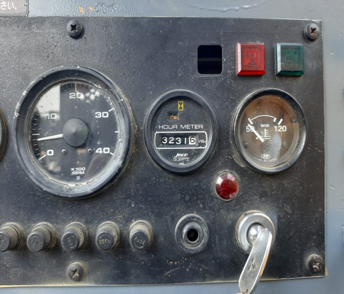 CRAWLER CARRIER MST 1500