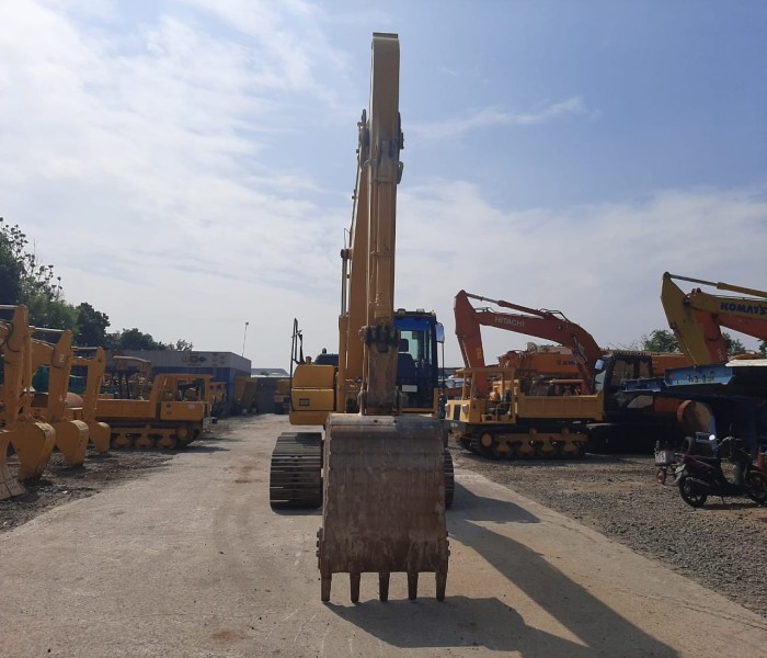 MIDI EXCAVATOR PC 200 -8MO