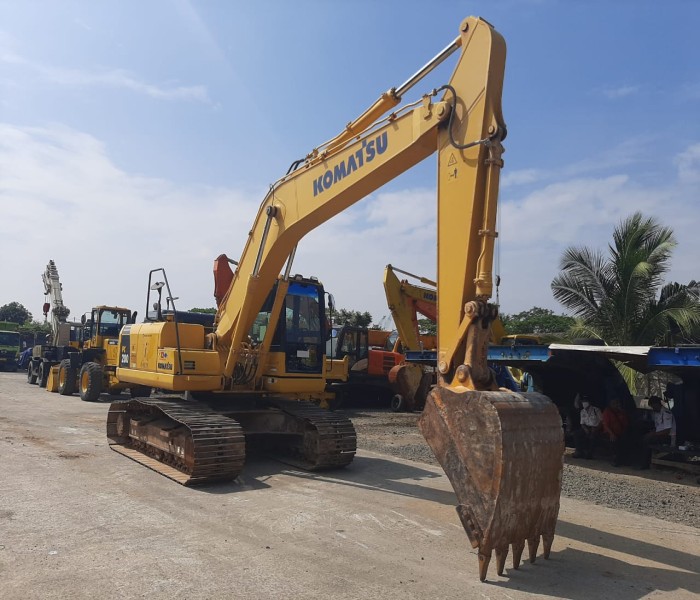 MIDI EXCAVATOR PC 200 -8MO