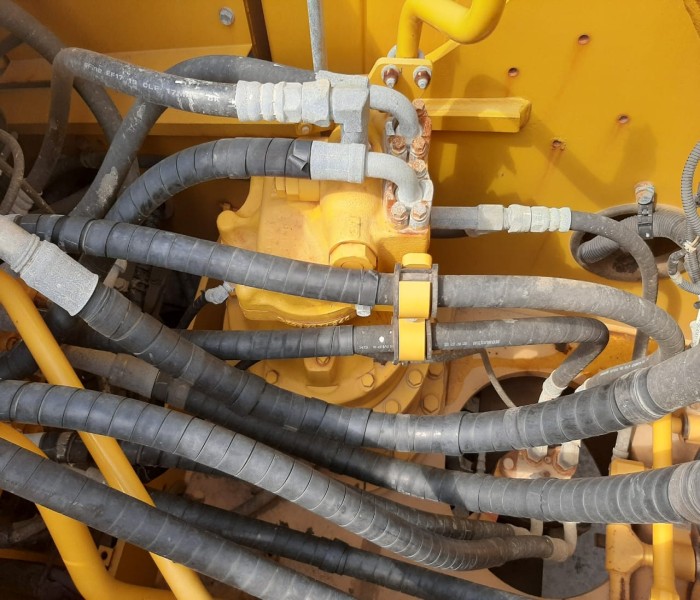 MIDI EXCAVATOR PC 200 -8MO