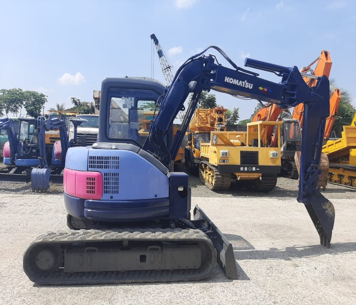 MIDI EXCAVATOR PC 50 UUT-2